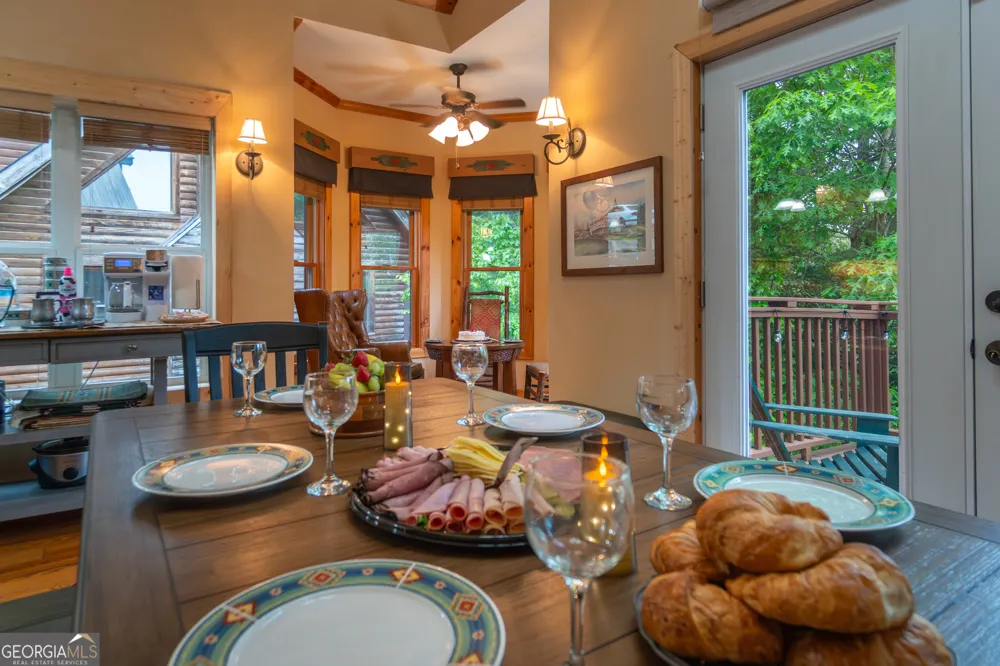 236 Rosen Strasse Helen, GA 30545