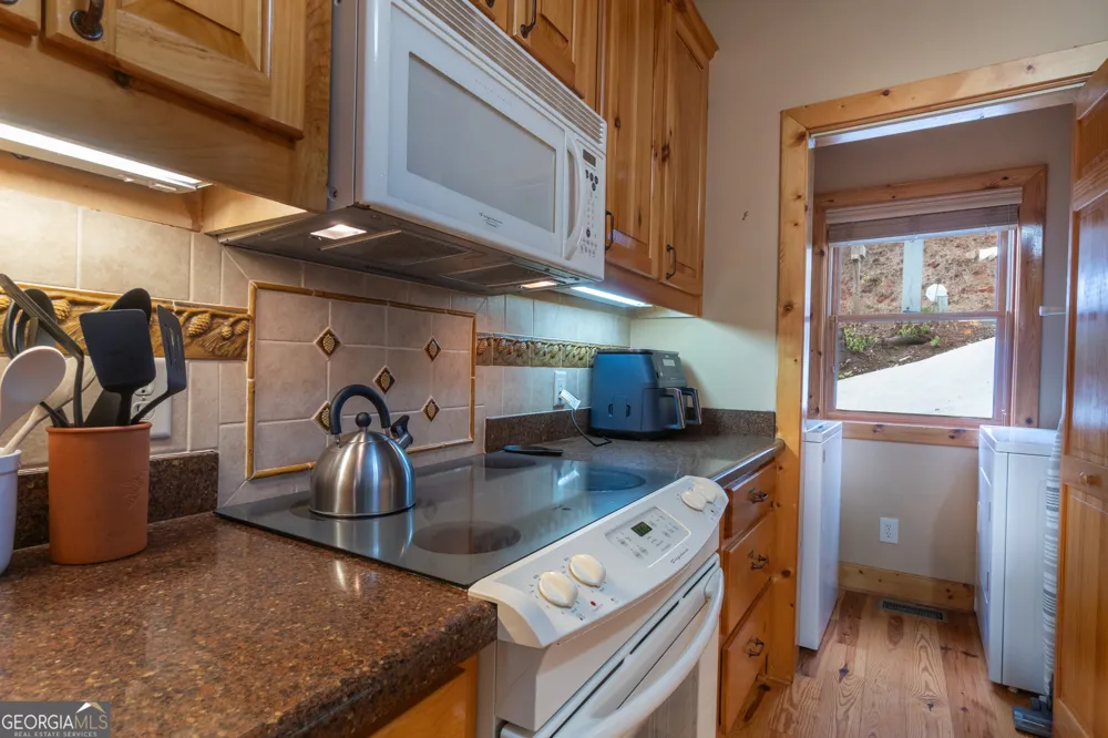 236 Rosen Strasse Helen, GA 30545