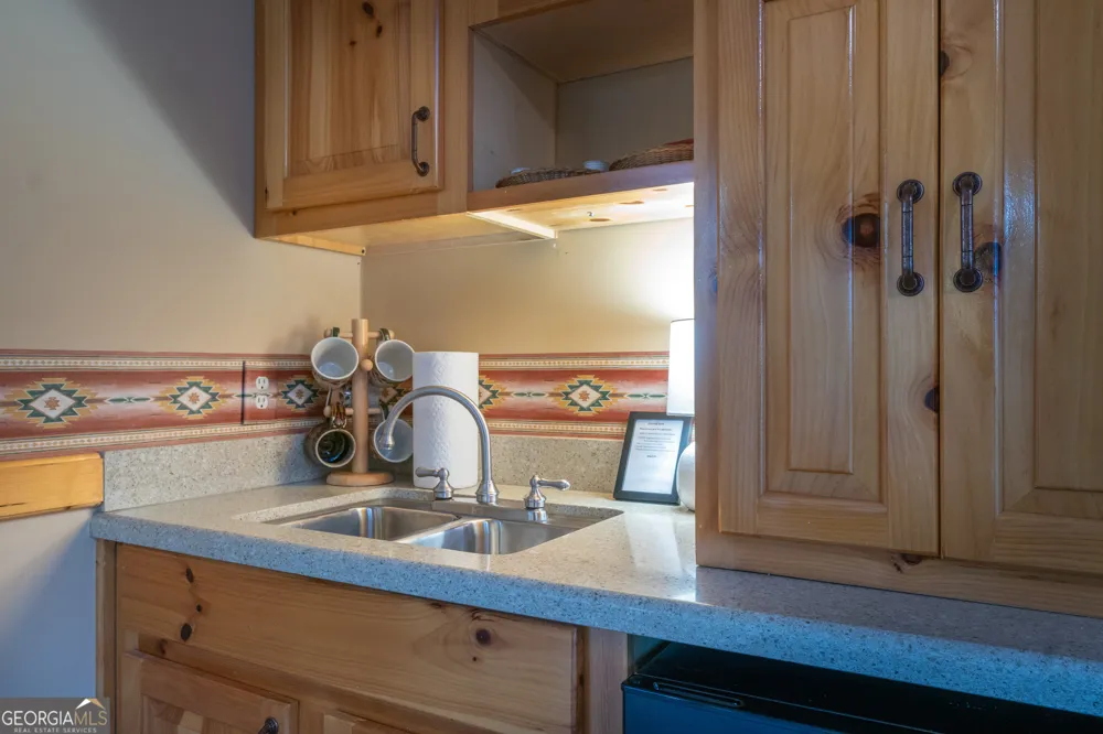 236 Rosen Strasse Helen, GA 30545