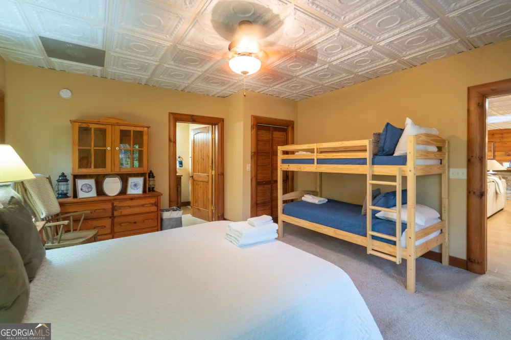 236 Rosen Strasse Helen, GA 30545