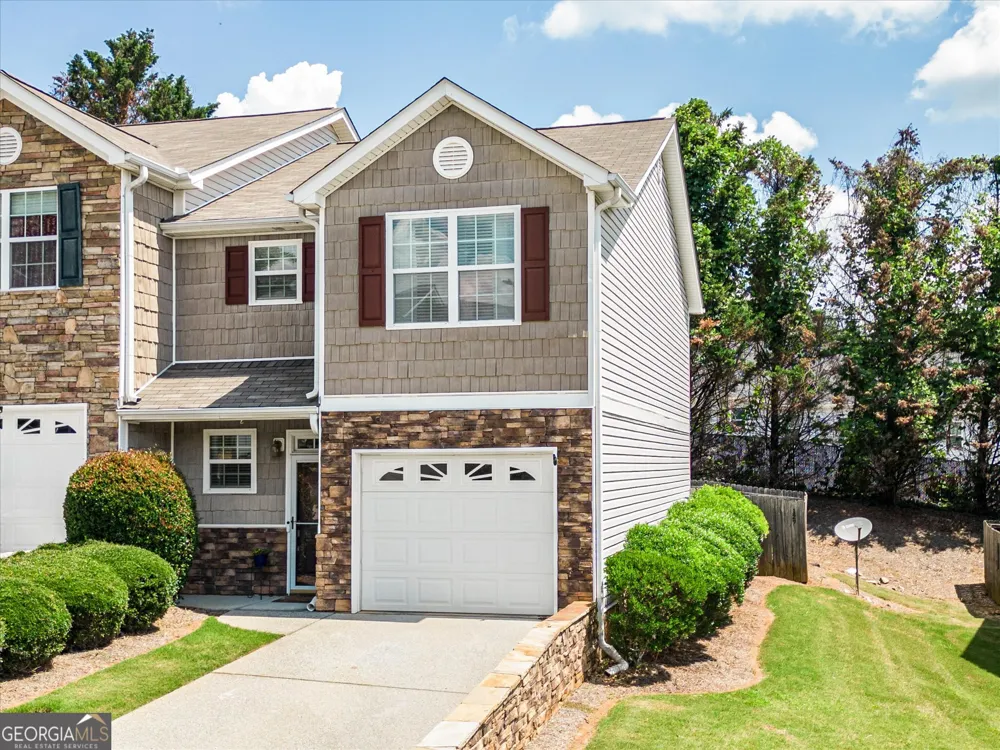 127 Linton DR Acworth, GA 30102