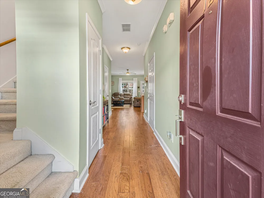 127 Linton DR Acworth, GA 30102