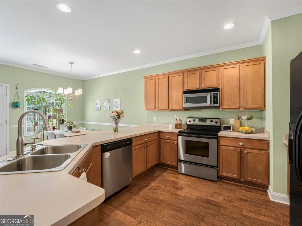 127 Linton DR Acworth, GA 30102