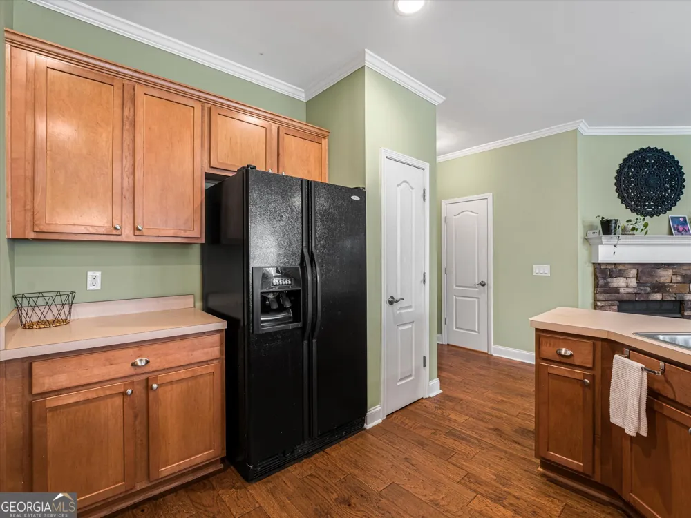 127 Linton DR Acworth, GA 30102