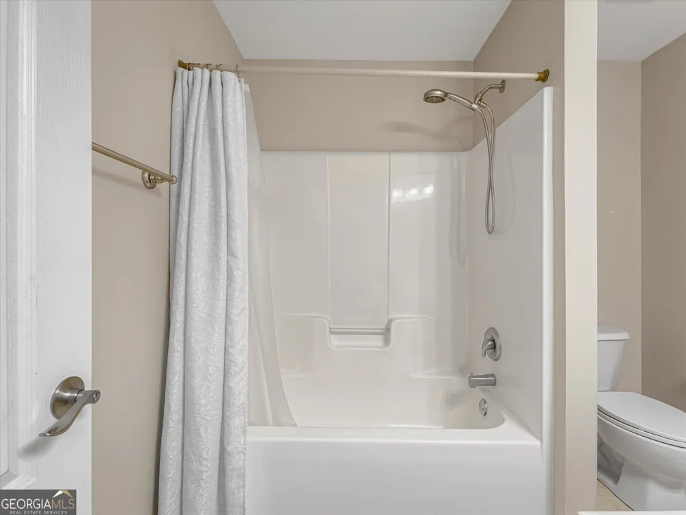 127 Linton DR Acworth, GA 30102