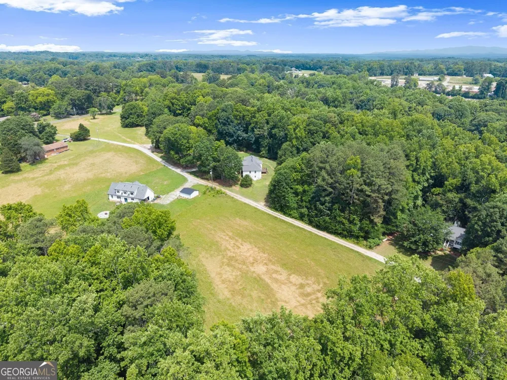 0 Howard RD Cumming, GA 30040