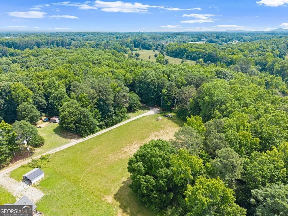 0 Howard RD Cumming, GA 30040