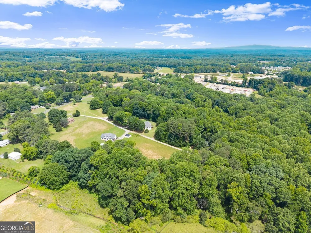 0 Howard RD Cumming, GA 30040