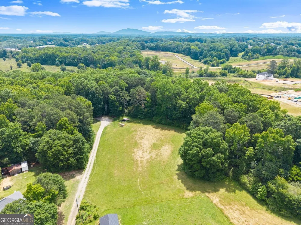 0 Howard RD Cumming, GA 30040