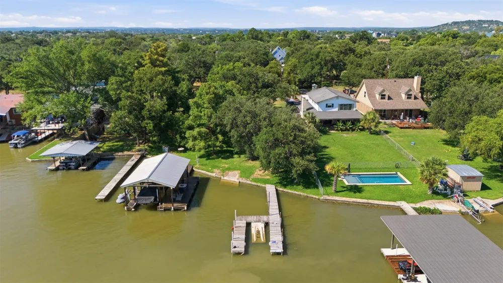124 S Shorewood Drive Granite Shoals, TX 78654