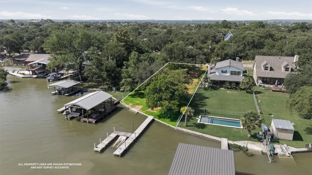 124 S Shorewood Drive Granite Shoals, TX 78654