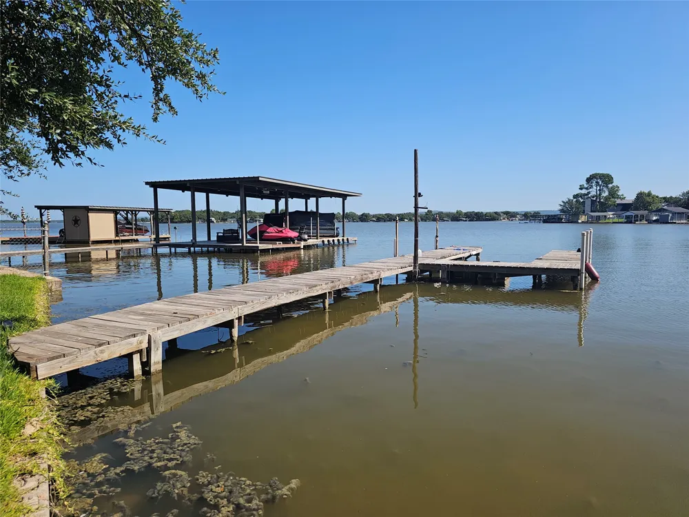124 S Shorewood Drive Granite Shoals, TX 78654
