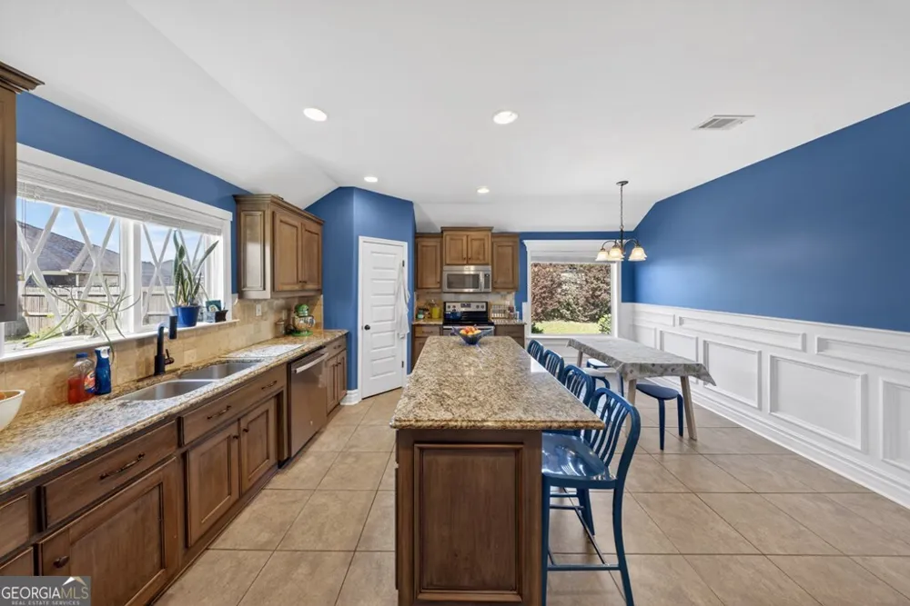 4074 McKenzie LN Valdosta, GA 31605