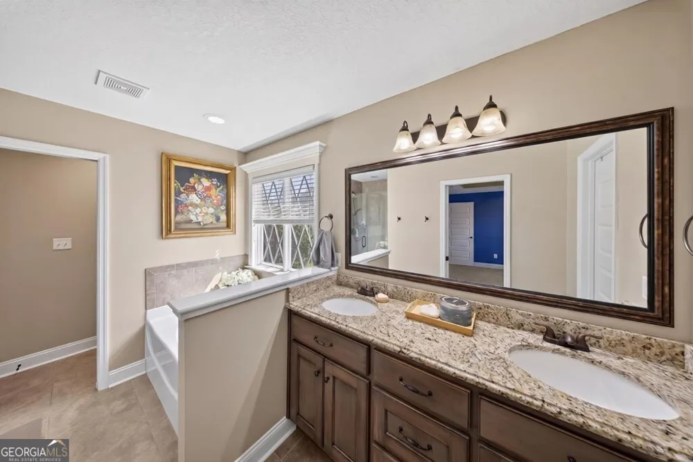 4074 McKenzie LN Valdosta, GA 31605