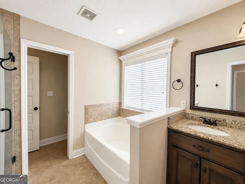 4074 McKenzie LN Valdosta, GA 31605