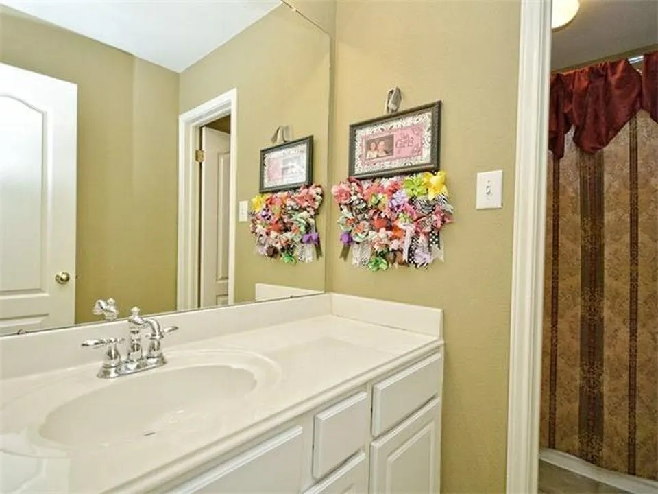 4013 Galena Hills Drive Round Rock, TX 78681