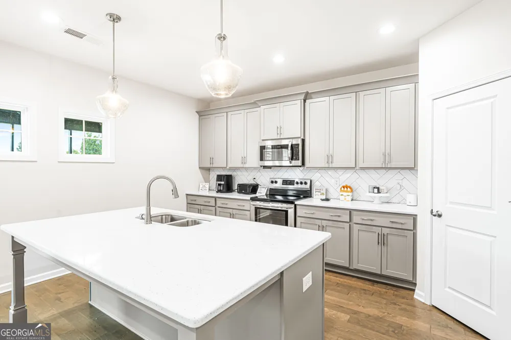 413 Cambrian DR Kathleen, GA 31047