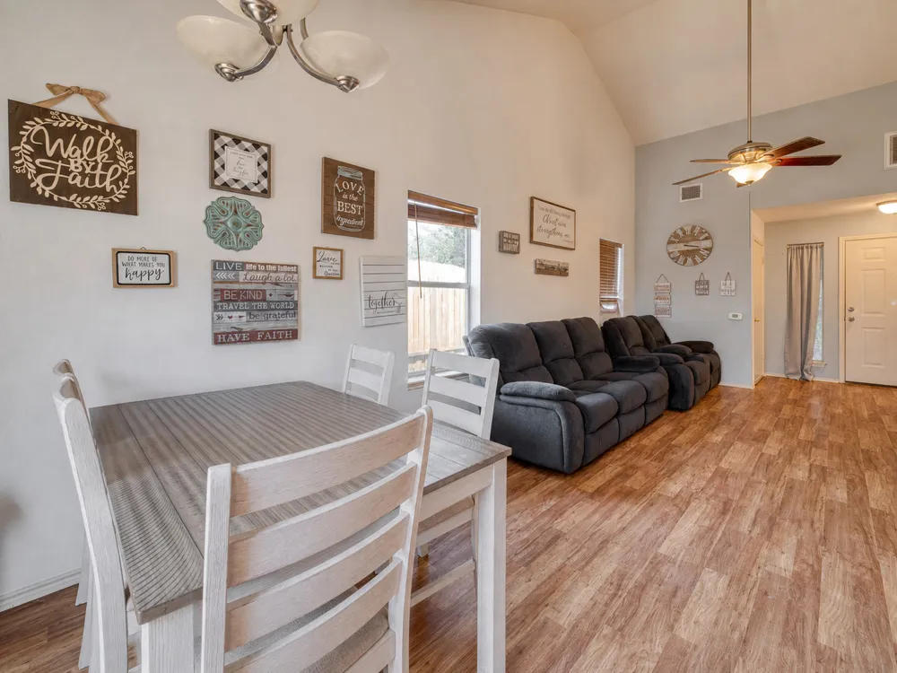 12917 Briarcreek Loop Manor, TX 78653
