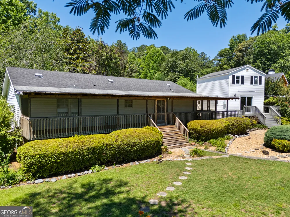 188 Deptula RD Jackson, GA 30233