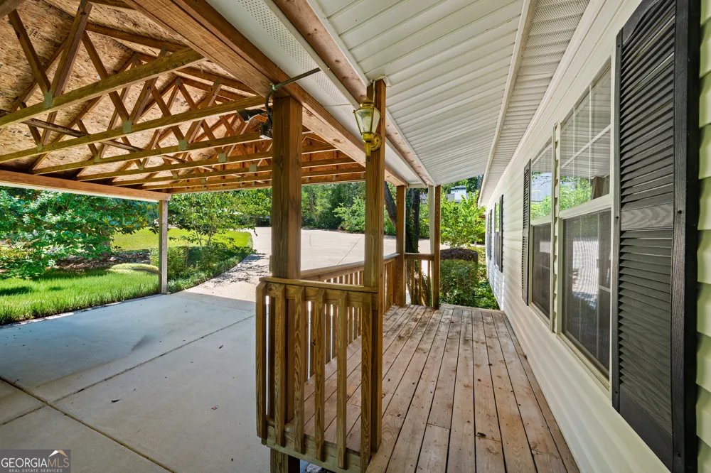 188 Deptula RD Jackson, GA 30233