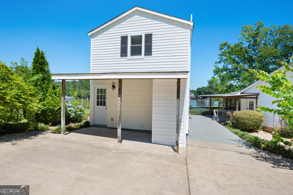 188 Deptula RD Jackson, GA 30233