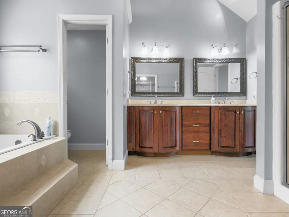 120 Copper Creek DR LaGrange, GA 30240