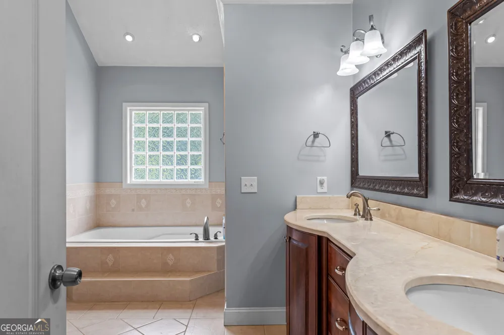 120 Copper Creek DR LaGrange, GA 30240
