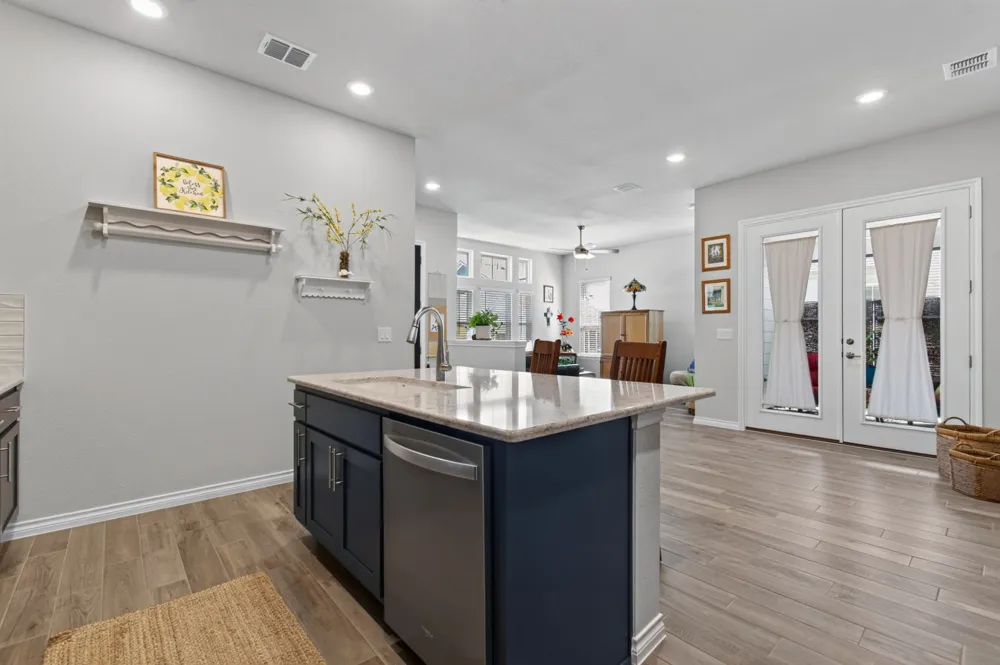 103 San Luis Pass #102 San Marcos, TX 78666