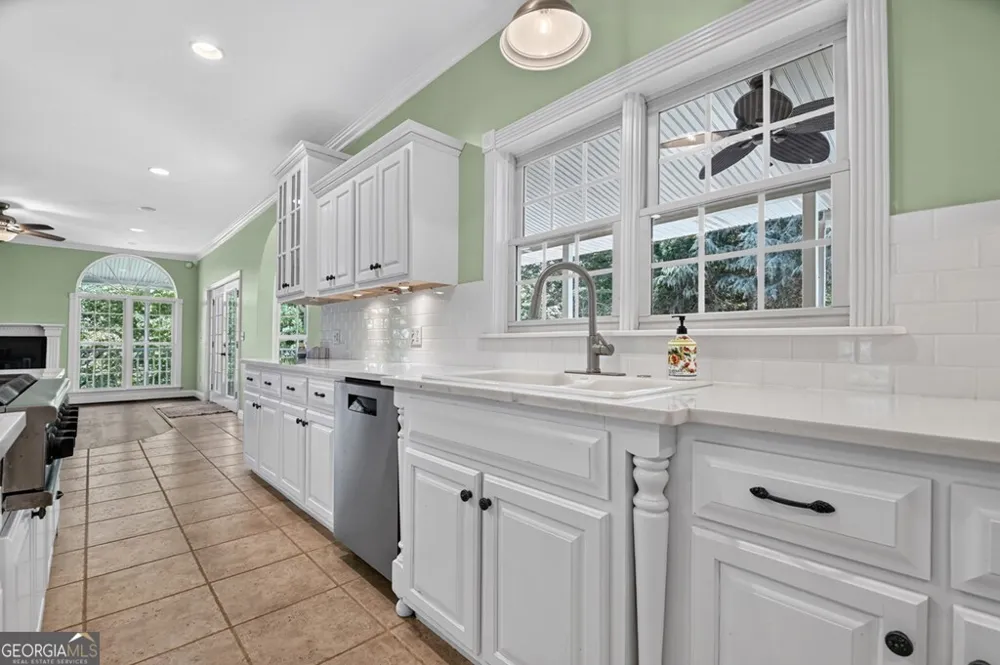 159 Victoria DR Blairsville, GA 30512