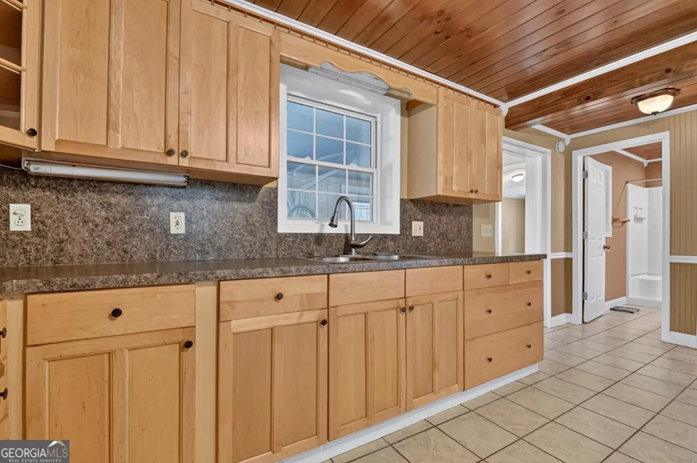 159 Victoria DR Blairsville, GA 30512