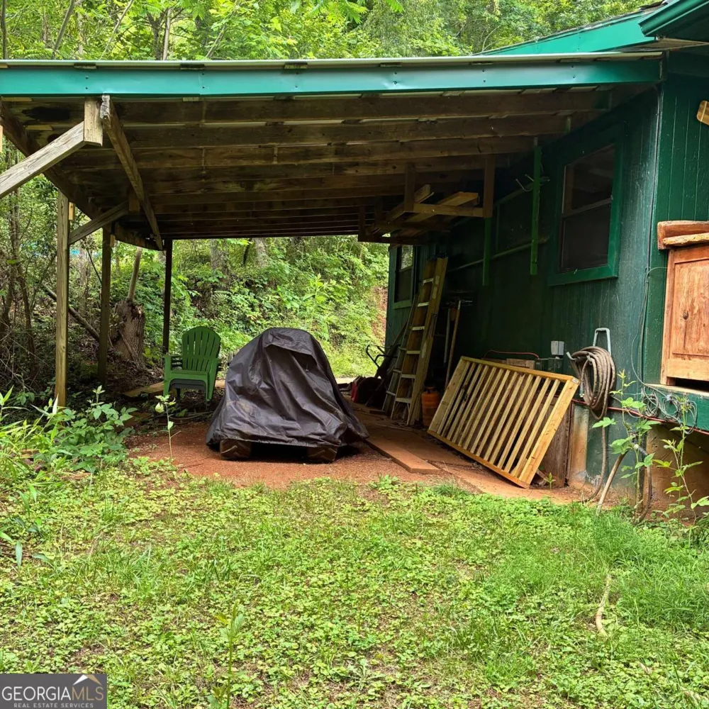 521 Sunnyside RD Hiawassee, GA 30546