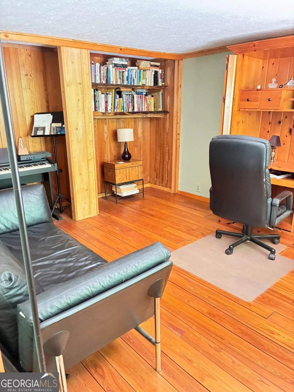 521 Sunnyside RD Hiawassee, GA 30546