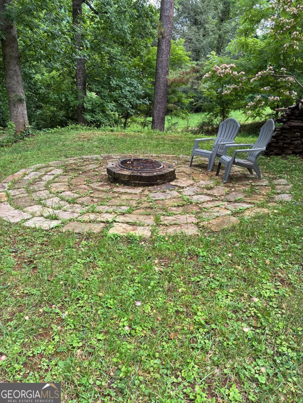 521 Sunnyside RD Hiawassee, GA 30546