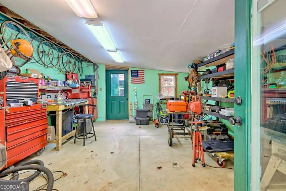 521 Sunnyside RD Hiawassee, GA 30546