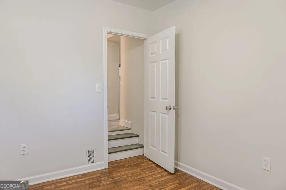 1806 Maple ST Carrollton, GA 30117