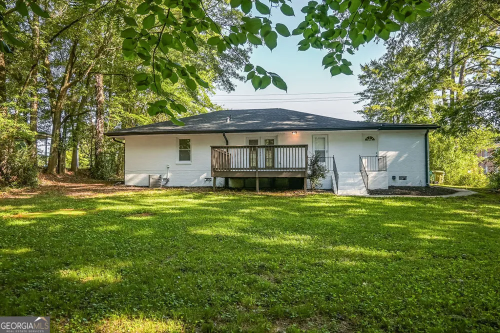 1806 Maple ST Carrollton, GA 30117