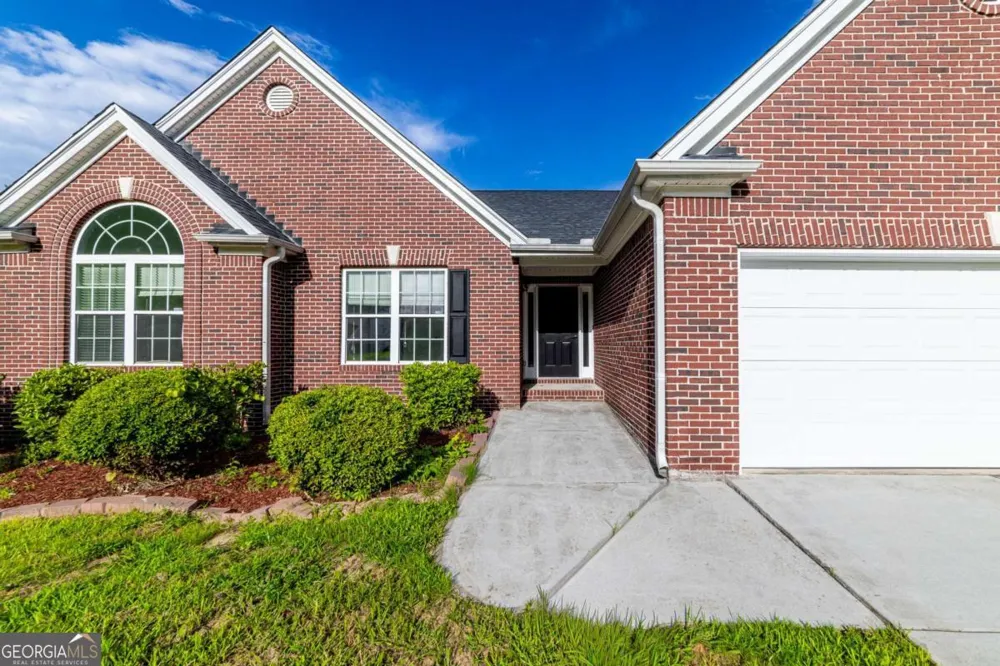 1784 Cedar Walk LN Conley, GA 30288