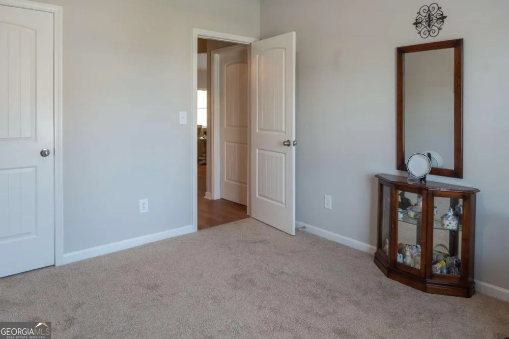 46 Roundabout LN NW Adairsville, GA 30103
