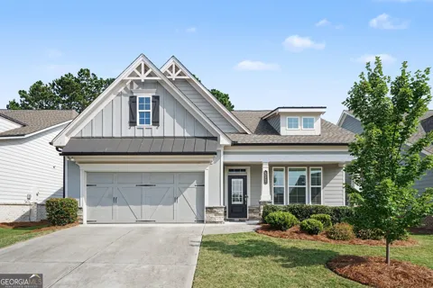 577 Barlow PL