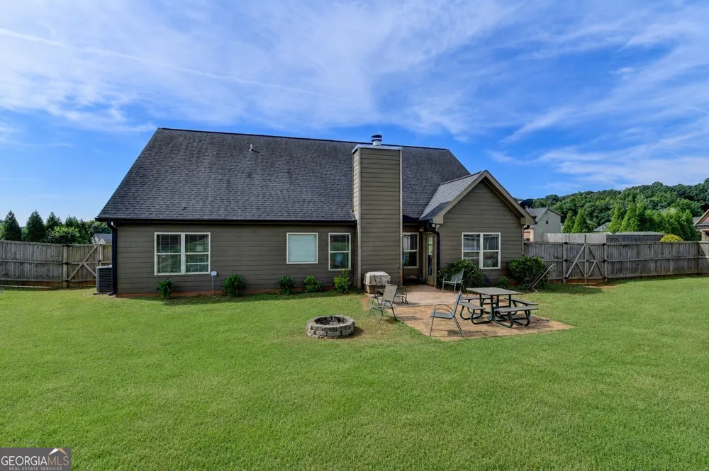 82 Lake Point CT Jefferson, GA 30549