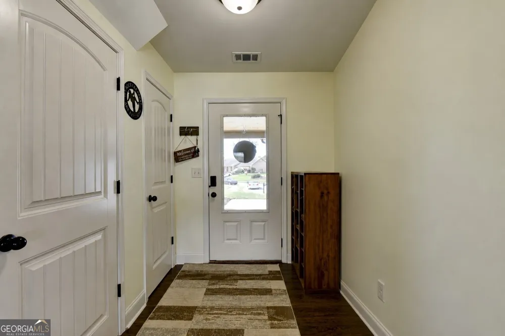 82 Lake Point CT Jefferson, GA 30549