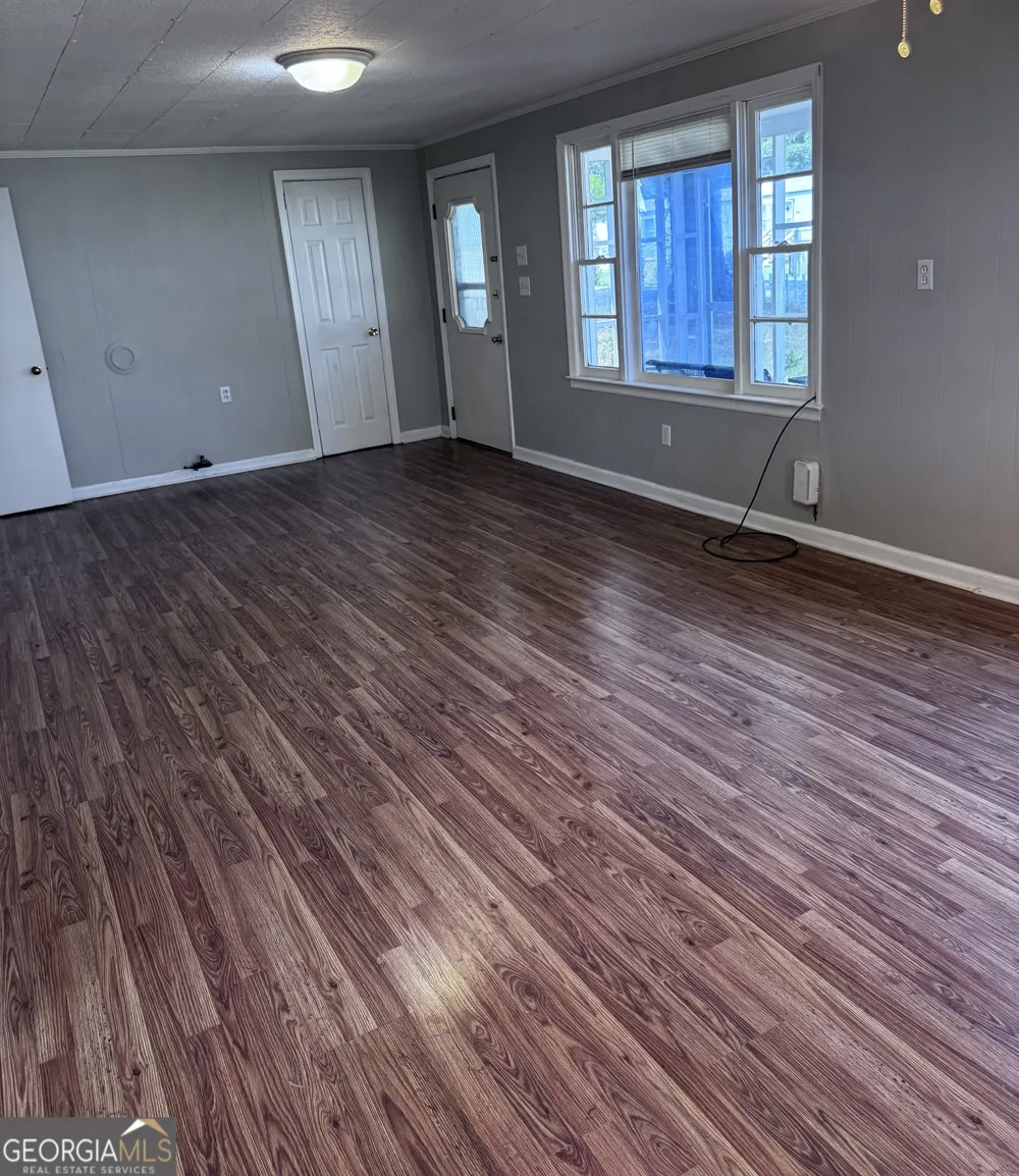 138 Register AVE Reidsville, GA 30453