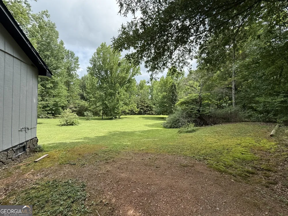 1529 Shiloh RD Cedartown, GA 30125