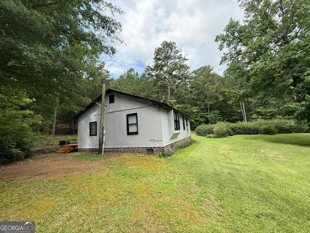 1529 Shiloh RD Cedartown, GA 30125