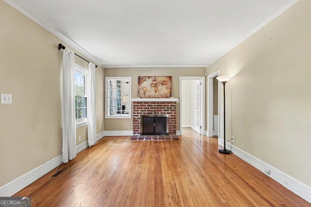 2531 Batavia ST East Point, GA 30344