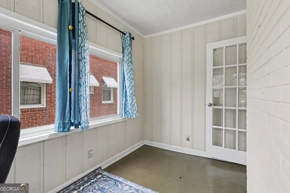2531 Batavia ST East Point, GA 30344