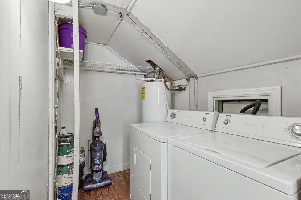 2531 Batavia ST East Point, GA 30344