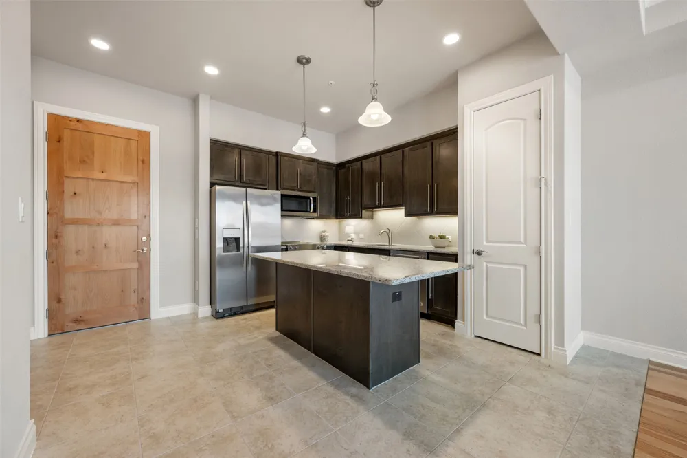 106 Bella Toscana Avenue #3303 Austin, TX 78734