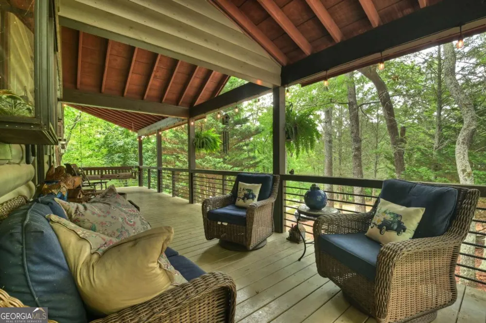 246 Uphill RD Blue Ridge, GA 30513