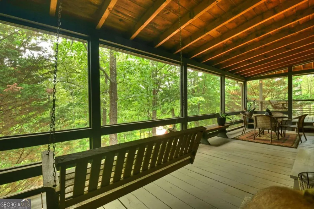 246 Uphill RD Blue Ridge, GA 30513